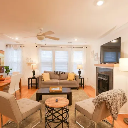Appartamento Modern 2-Bed, 2-Bath, 4 Min Walk To Northeastern